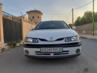 voitures-renault-laguna-1-1999-msila-algerie