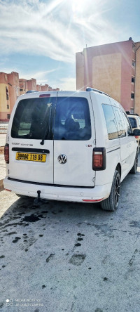 voitures-volkswagen-caddy-2019-edition-35-oran-algerie