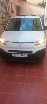 voitures-fiat-doblo-nouveau-2024-medea-algerie