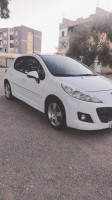 voitures-peugeot-207-2012-allure-akbou-bejaia-algerie