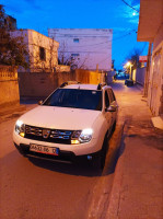 voitures-dacia-duster-2016-valley-laureate-tebessa-algerie