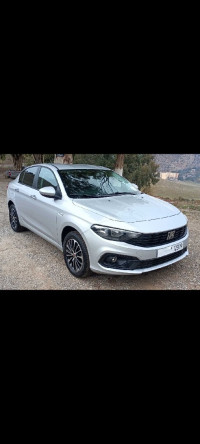 voitures-fiat-tipo-sedan-2023-setif-algerie