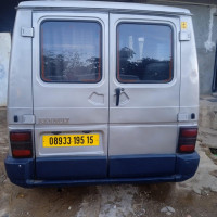 fourgon-renault-trafic-1995-tizi-ouzou-algerie