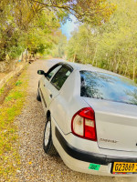 voitures-renault-clio-classique-2005-bougaa-setif-algerie