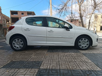 voitures-peugeot-207-2012-oum-el-bouaghi-algerie