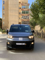 voitures-fiat-doblo-2023-italein-constantine-algerie