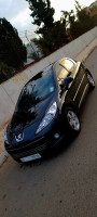 voitures-peugeot-207-2011-sportium-bir-el-djir-oran-algerie