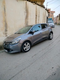 voitures-renault-clio-4-2014-dynamique-alger-centre-algerie