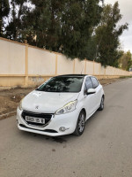 voitures-peugeot-208-2015-allure-bordj-bou-arreridj-algerie