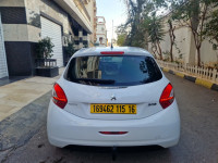 voitures-peugeot-208-2015-silver-line-bordj-el-kiffan-alger-algerie