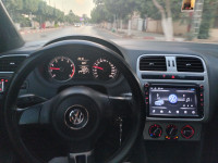 voitures-volkswagen-polo-2012-black-et-silver-kouba-alger-algerie