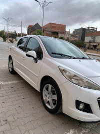 voitures-peugeot-207-2011-ain-lahdjar-setif-algerie