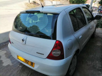 voitures-renault-clio-campus-2012-settara-jijel-algerie