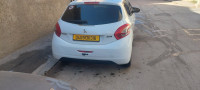 voitures-peugeot-208-2013-bordj-el-bahri-alger-algerie