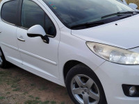 voitures-peugeot-207-2012-allure-bir-ghbalou-bouira-algerie