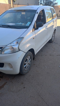 voitures-toyota-avenza-2013-assela-naama-algerie