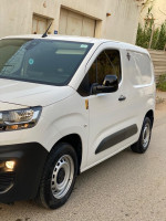 utilitaire-fiat-doblo-2023-cheraga-alger-algerie