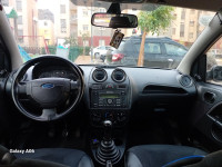 voitures-ford-fiesta-2008-ghia-oran-algerie