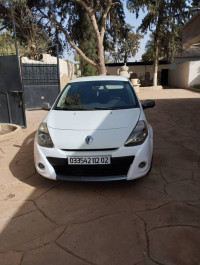 voitures-renault-clio-3-2012-night-and-day-chlef-algerie