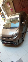 mini-citadine-kia-picanto-2017-sportline-marsat-el-hadjadj-oran-algerie