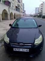 voitures-ford-focus-4-portes-2012-khenchela-algerie