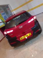 moyenne-berline-hyundai-i20-2018-facelift-oran-algerie