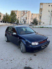 voitures-volkswagen-golf-4-2000-mila-algerie