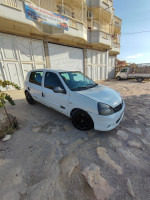 voitures-renault-clio-campus-2014-extreme-ngaous-batna-algerie