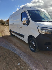 utilitaire-renault-2024-ain-arnat-setif-algerie