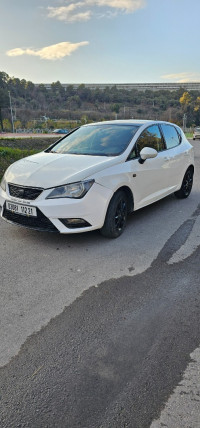 voitures-seat-ibiza-2012-fully-constantine-algerie