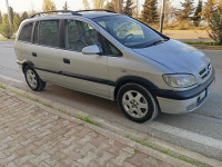 voitures-opel-zafira-2002-medea-algerie