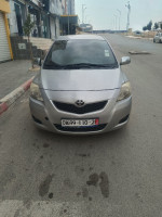 voitures-toyota-yaris-sedan-2010-oum-toub-skikda-algerie