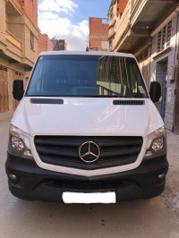 fourgon-mercedes-c211-2017-batna-algerie