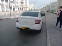 berline-renault-symbol-2015-made-in-bladi-constantine-algerie