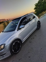 moyenne-berline-volkswagen-golf-7-2013-el-khroub-constantine-algerie