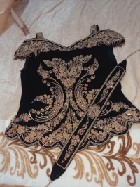 الزفاف-و-الحفلات-caftan-veste-karako-une-robe-simple-المعالمة-الجزائر