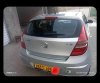 voitures-hyundai-i30-2009-toute-options-biskra-algerie