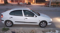 voitures-renault-megane-1-2002-constantine-algerie