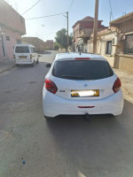 voitures-peugeot-208-2018-allure-oued-tlelat-oran-algerie