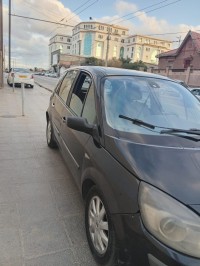 سيارات-renault-scenic-2007-حسين-داي-الجزائر