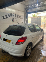 voitures-peugeot-207-2013-fennec-birkhadem-alger-algerie