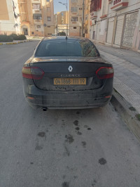 voitures-renault-fluence-2011-privilege-setif-algerie