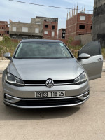 moyenne-berline-volkswagen-golf-7-2018-el-khroub-constantine-algerie