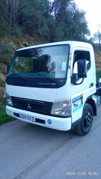 camion-mitsubishi-fuso-canter-hd-2020-tigzirt-tizi-ouzou-algerie