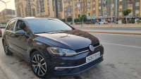 moyenne-berline-volkswagen-golf-7-2019-highline-medea-algerie