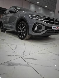 Volkswagen T-Roc 2025 thumbnail 3