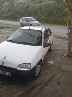 voitures-renault-clio-1-1998-bouzeguene-jijel-algerie