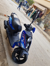 motos-et-scooters-sym-xmart-2024-batna-algerie