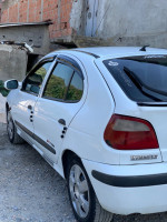 citadine-renault-megane-1-2001-bordj-menaiel-boumerdes-algerie