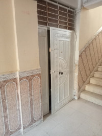 appartement-location-vacances-f3-biskra-algerie